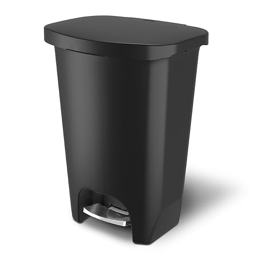 Glad Premium 13 Gallon Trash Can by GladTrashFoodStorage