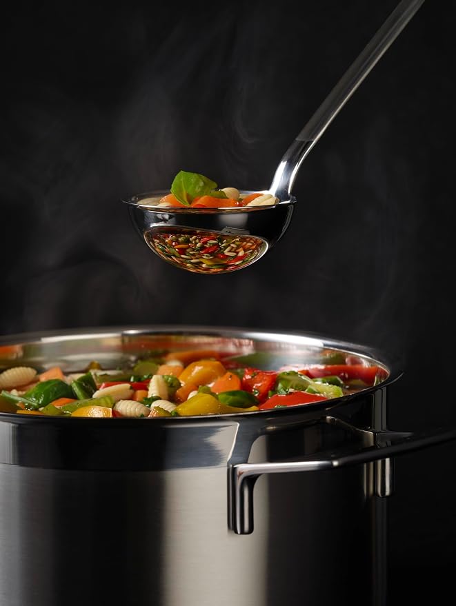 Rösle Stainless Steel Hooked Handle Ladle - Image 3