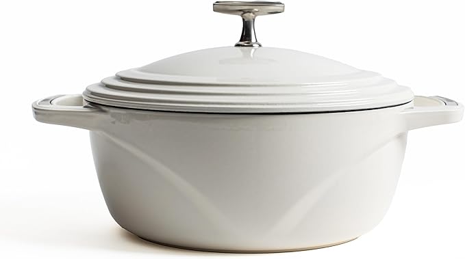 Lodge USA Enamel Dutch Oven 4.5 qt. by Lodge