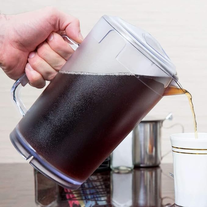 G.E.T. P-3064-1-CL-EC Heavy-Duty Shatterproof Plastic 2 Quart Pitcher - Image 7