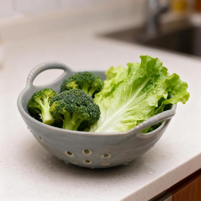 Matte Glaze Ceramic Berry Colander Bowl - Image 5
