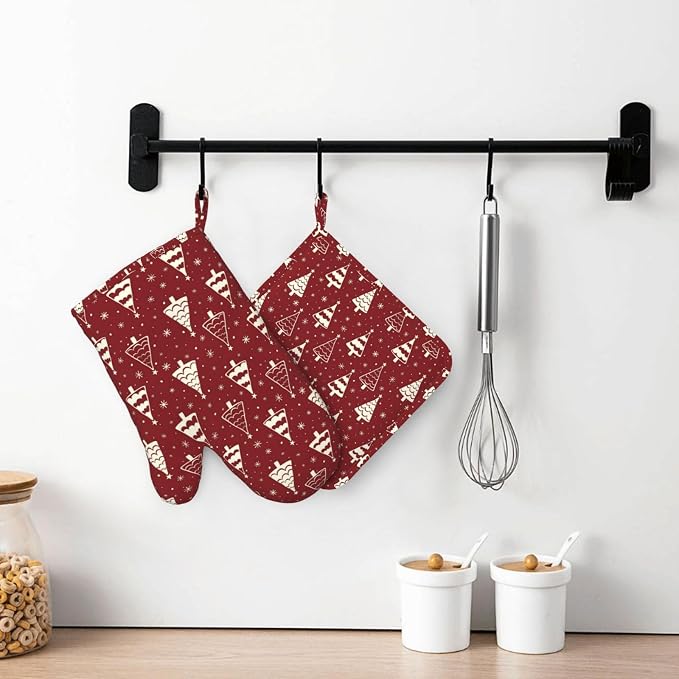 Christmas Oven Mitts and Pot Holders Set - Image 7