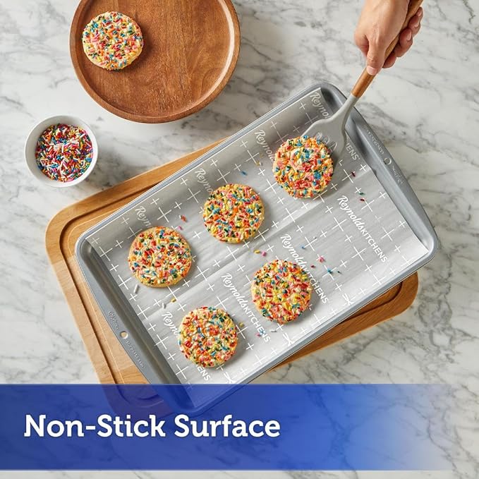 Reynolds Kitchens Cookie Baking Sheets, Pre-Cut Baking Parchment Paper Sheets - Image 7