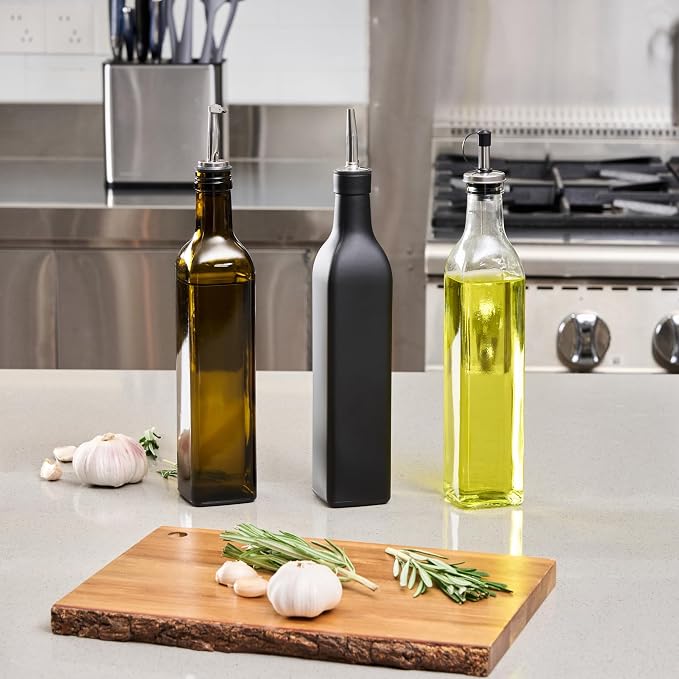 Restaurantware RW Base 16.9 Ounce Olive Oil Dispenser 1 Kitchen Oil Dispenser - Image 7