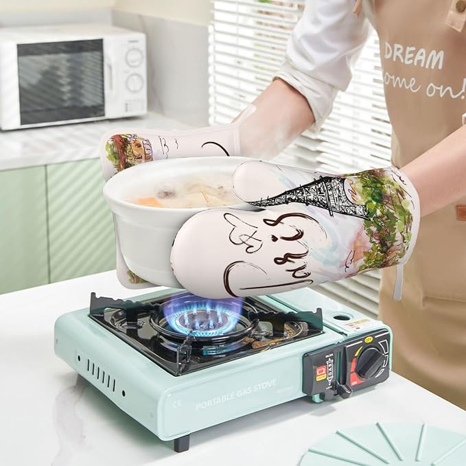 Pretty Romantic Paris Eiffel Tower Oven Mitts and Pot Holders Sets of 4 - Image 5
