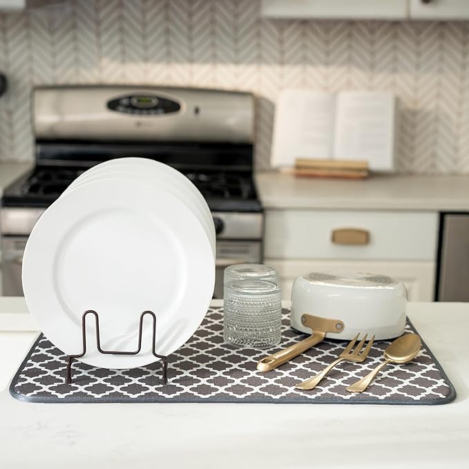 S&T INC. Dish Drying Mat XL, 18” x 24”, Absorbent Microfiber Kitchen Counter Mat - Image 4