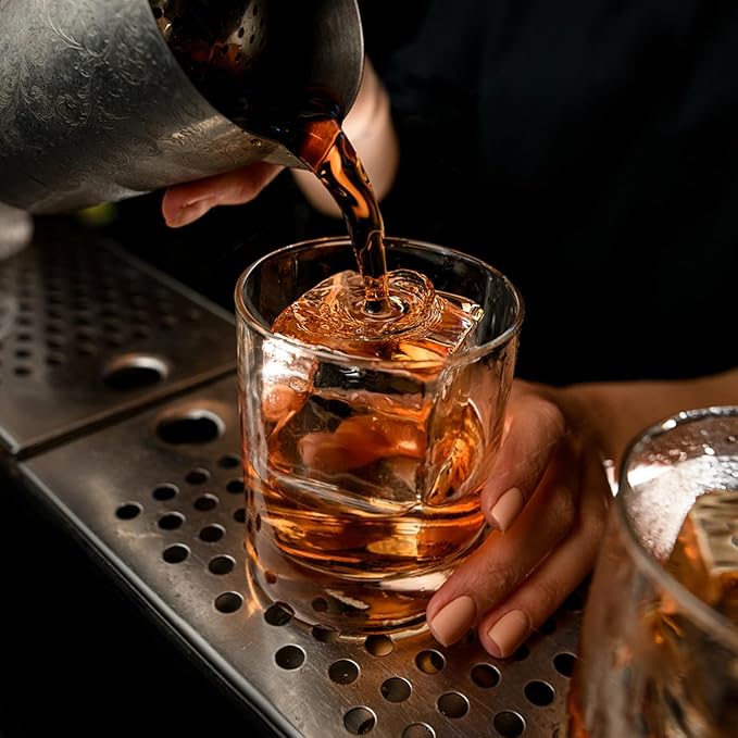 Samuelworld Large Ice Cube Tray: 2024 Upgraded Silicone Square Ice Cube Mold - Image 6