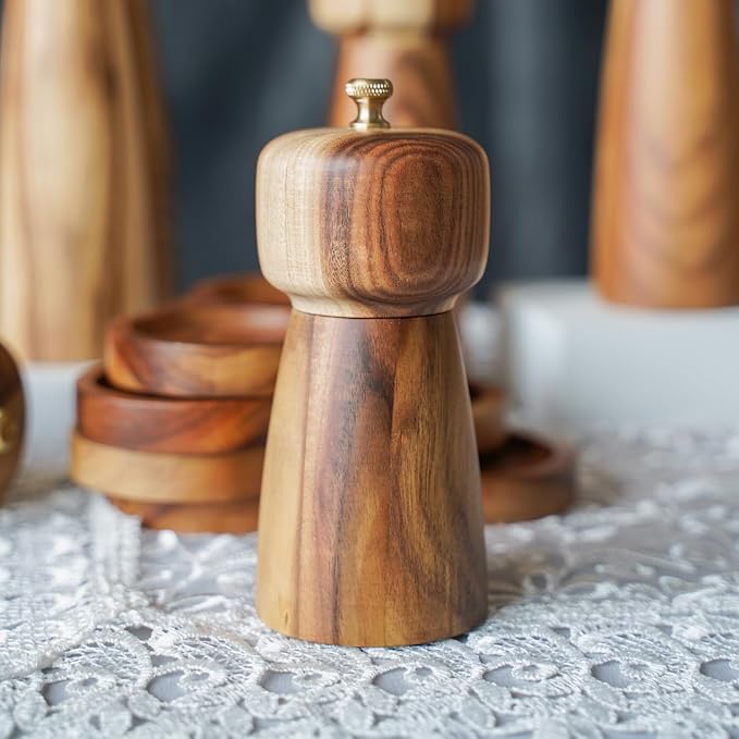 Salt Mill, Salt or Pepper Grinder - Image 4