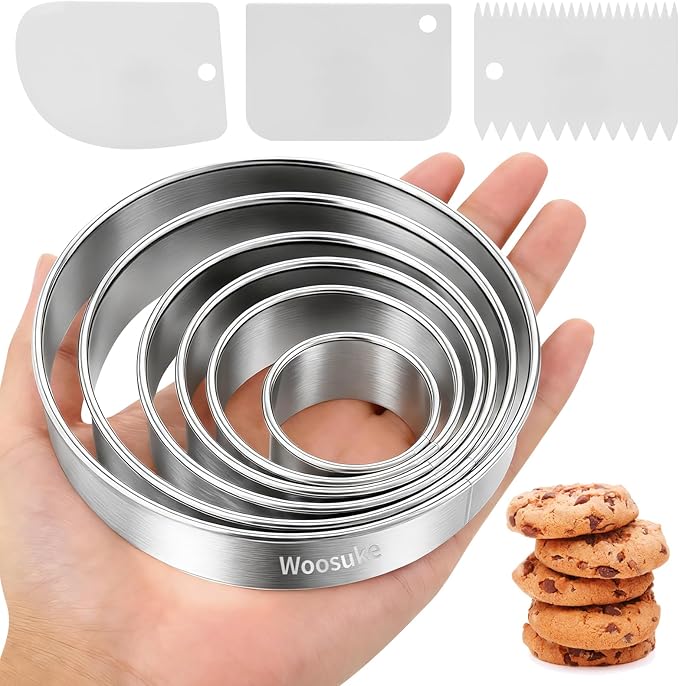 9Pcs Round Cookie Cutter Set by Unknown