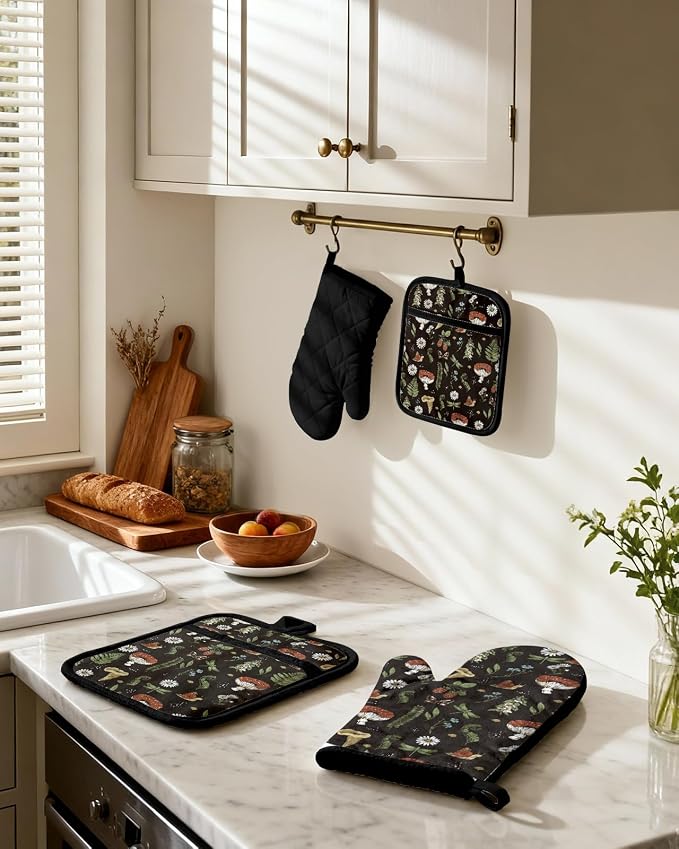 Miss Adola Cotton Oven Mitts and Pot Holders Sets - Image 2