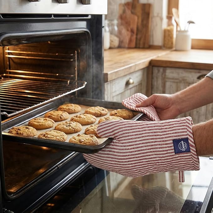 Encasa XO Heat Resistant 100% Cotton Oven Glove & Potholder Set - Image 7