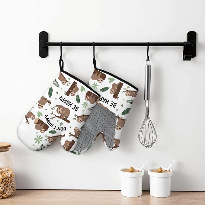 Sloth Gifts for Women, Funny Sloth Oven Mitt & Pot Holder Set, Heat Resistant - Image 6
