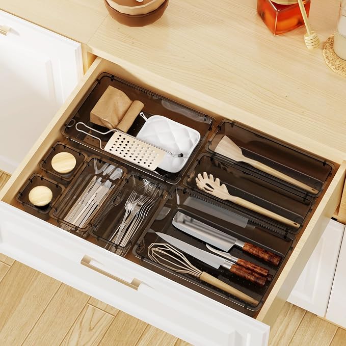 WOWBOX 16 PCS Clear Plastic Drawer Organizer Set, 4 Sizes Desk Drawer - Image 7