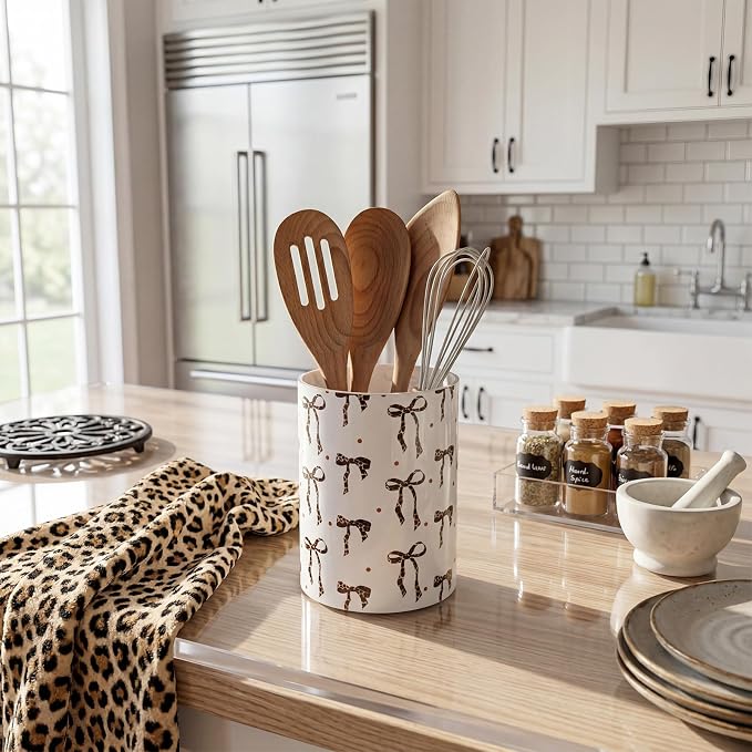 WILLBOND Leopard Print Bow Kitchen Decor Acrylic Kitchen Utensil Holder Crock - Image 3