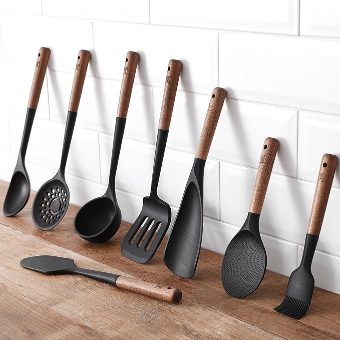 WAGENSTEIGER Silicon Cooking Skimmer Ladle - Image 6
