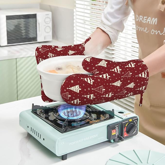 Christmas Oven Mitts and Pot Holders Set - Image 6