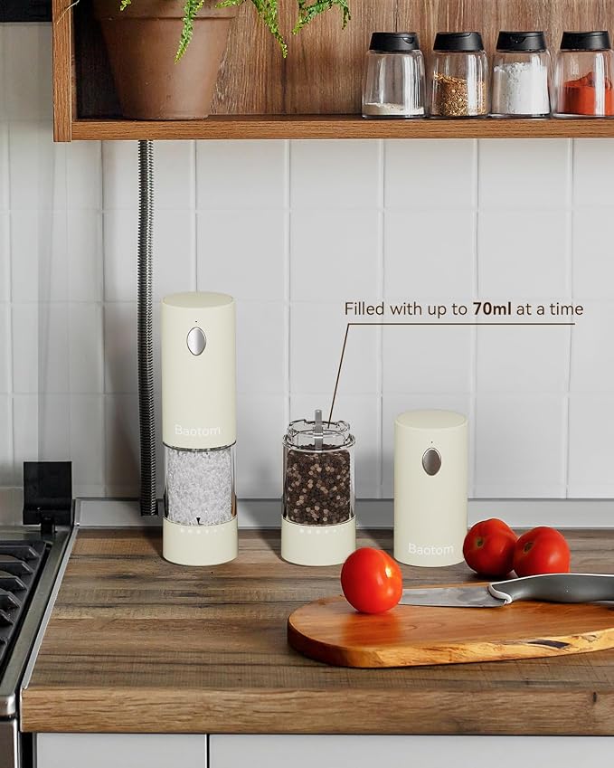 Electric Salt and Pepper Grinder Set - Image 4