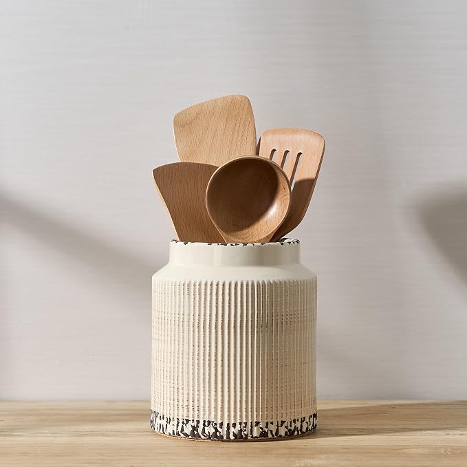 JIEMEI HOME Kitchen Utensil Holder, 6.77" Ceramic Farmhouse Stable Utensil Crock by JHJIEMEIHOME