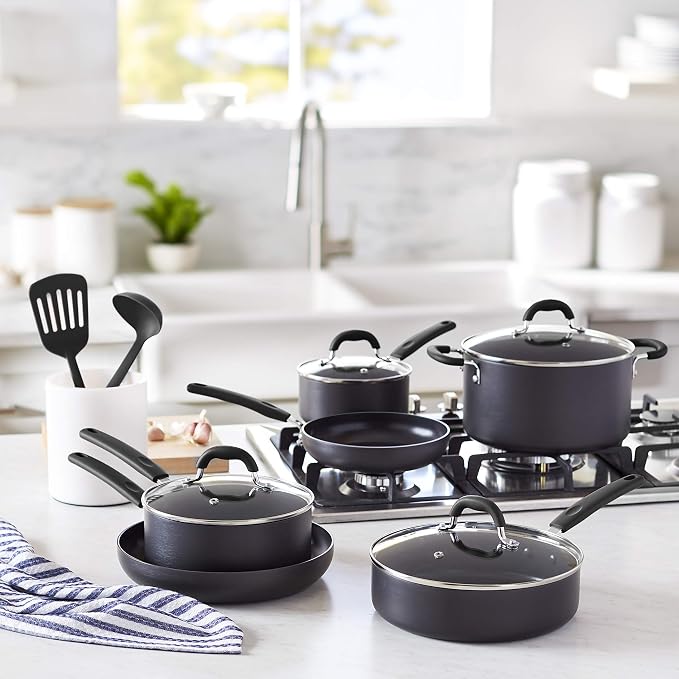 Amazon Basics Hard Anodized Non-Stick 12-Piece Cookware Set, Pans and Utensils - Image 7