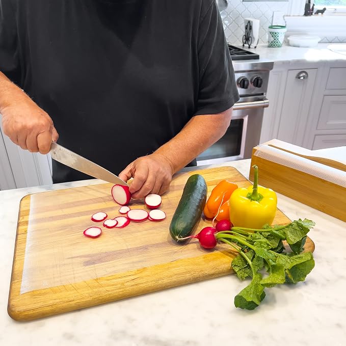 Mind Reader E-Z Board Disposable Cutting Board Box Set, 20 sq ft, Refillable - Image 2