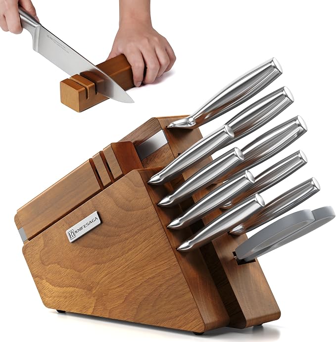KnifeSaga Kitchen Knife Set by PushBoundariesforSharpness