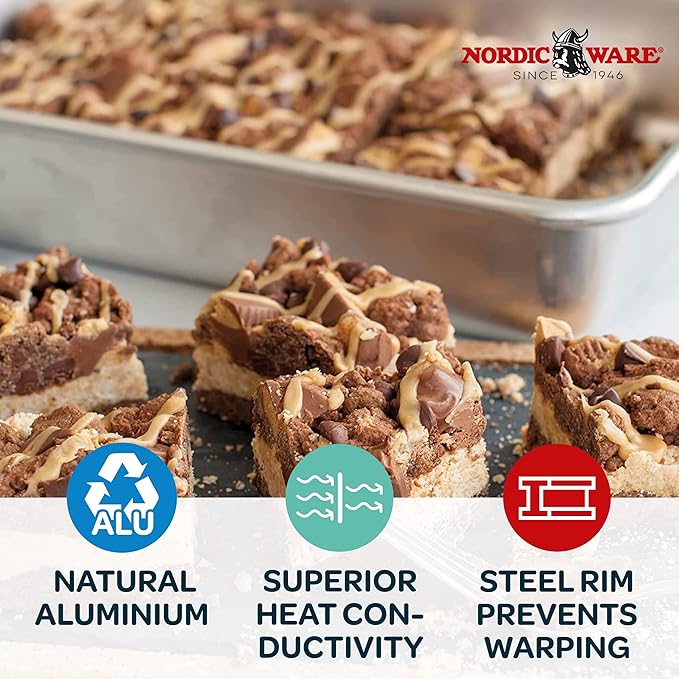 Nordic Ware Natural Aluminum Commercial Rectangular Cake Pan, Exterior - Image 3
