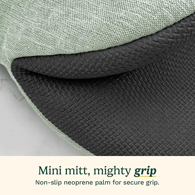 Cuisinart Mini Oven Mitts – 5.5” x 7” Heat-Resistant Kitchen Mitts - Image 4
