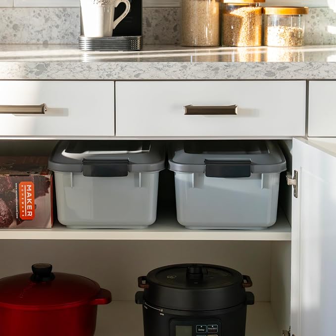 IRIS USA WeatherPro Airtight Pet Food Storage Container, Dog Cat Bird and Other - Image 4