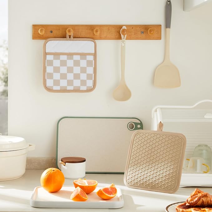 Ohocut Beige Checkered Pot Holder, Checkerboard Potholders - Image 4