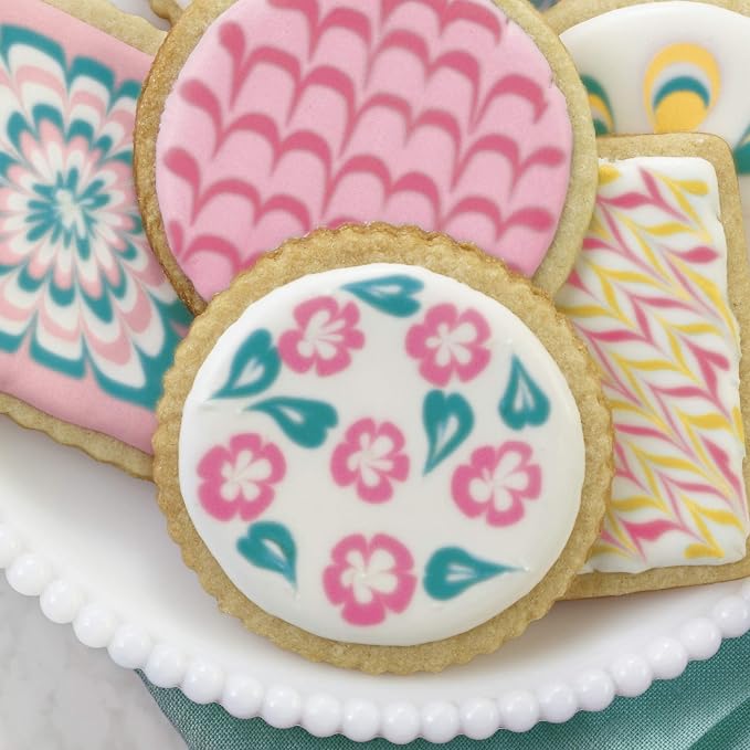 Wilton Cookie Decorating Supplies Tool Set - Image 5