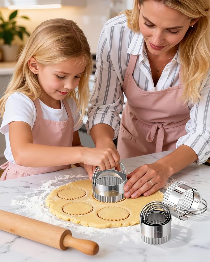 Biscuit Cutter Set with Handle, 5 Piece Stainless Steel Fluted Round Cookie - Image 7