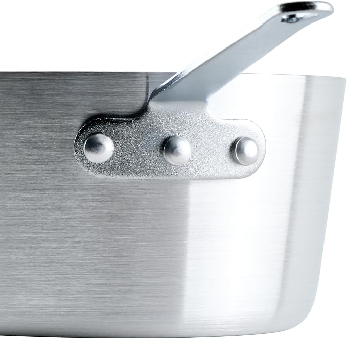 Winco Heavy-Duty Aluminum Tapered Sauce Pan, 2.5 Quart - Image 4