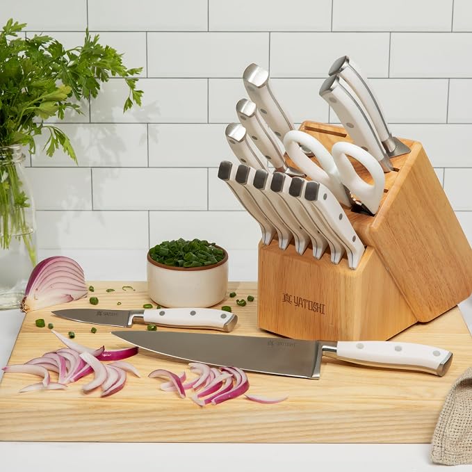 Yatoshi 15 Piece White Knife Block Set - Image 5
