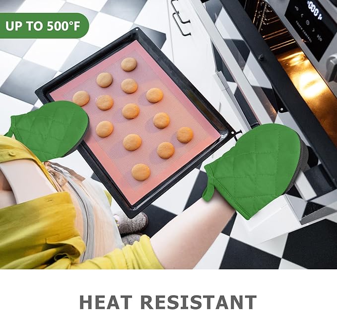 1 Pair Short Oven Mitts - Image 2