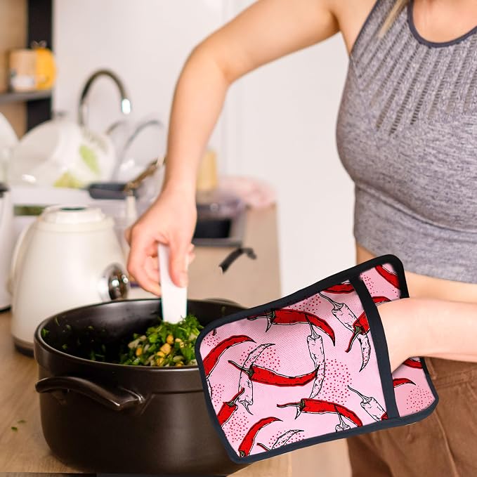 Pink Pepper Kitchen Pot Holders - Image 7