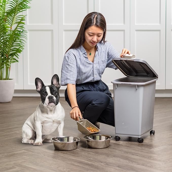 IRIS USA Dog Food Storage Container - Image 4
