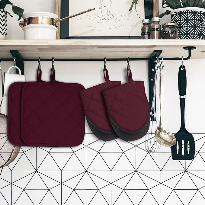 Oven Mitts and Pot Holders Set, Heat Resistant Silicone Kitchen Mini Oven - Image 7