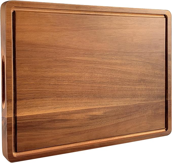 Large Acacia Wood Cutting Board by Misawce