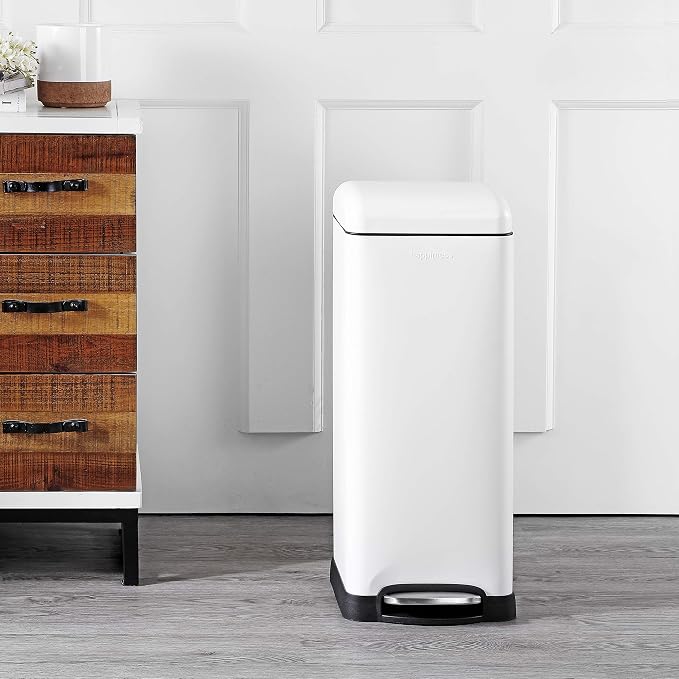happimess HPM1007A Betty Retro 8-Gallon Step-Open Trash Can - Image 2