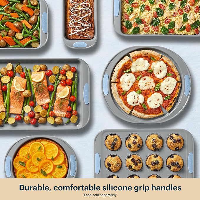 Pyrex 3-Piece Metal Cookie Sheet Bakeware Set, Lightweight Stainless Steel - Image 6