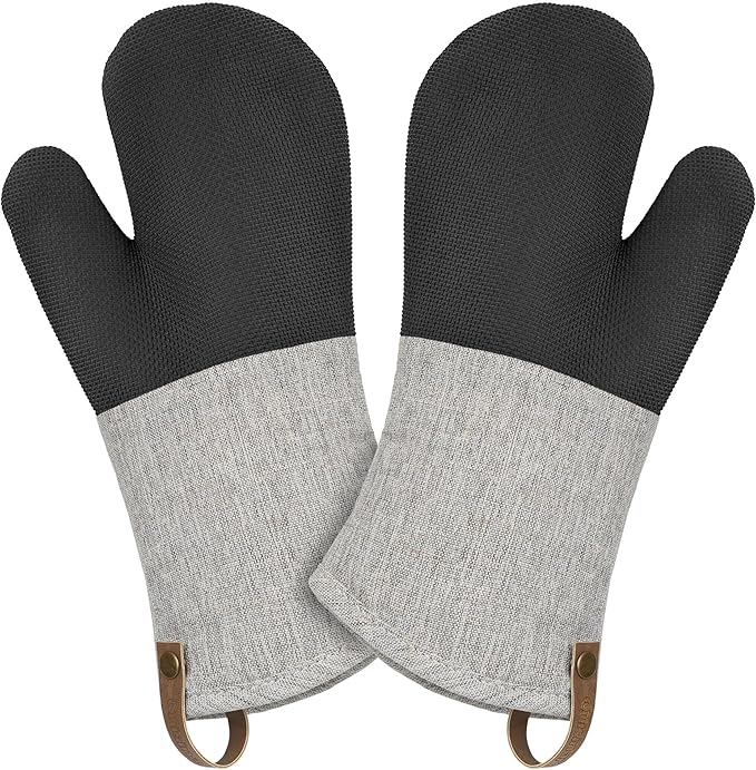 Cuisinart Heritage Kitchen Oven Mitts – Heat-Resistant Kitchen Mitts by BestBrands